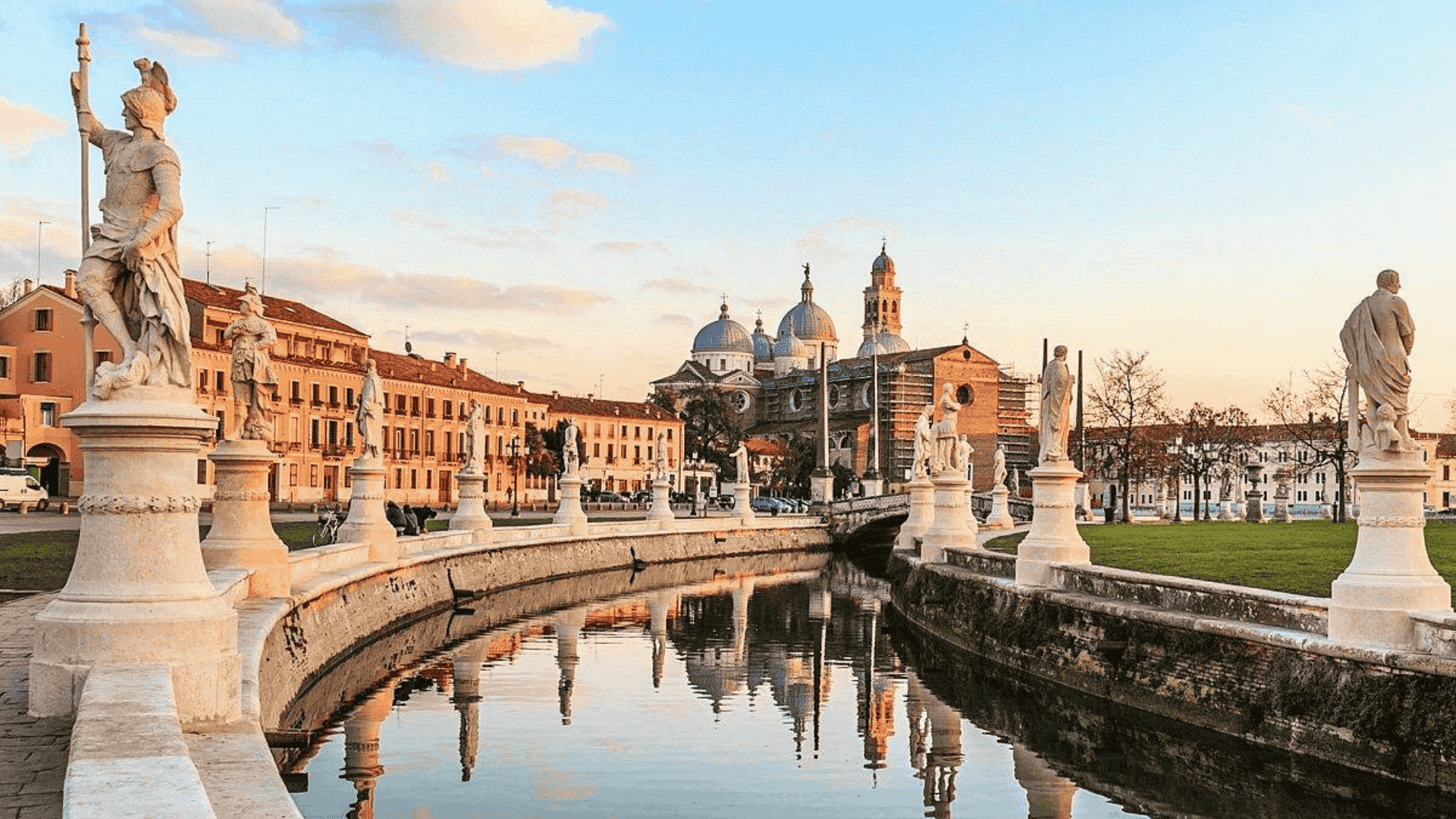 Stroll Prato della Valle